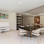 Stunning 6-bedroom In Guadalmina Baja *
