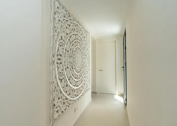 Stunning 6-bedroom In Guadalmina Baja * Marbella